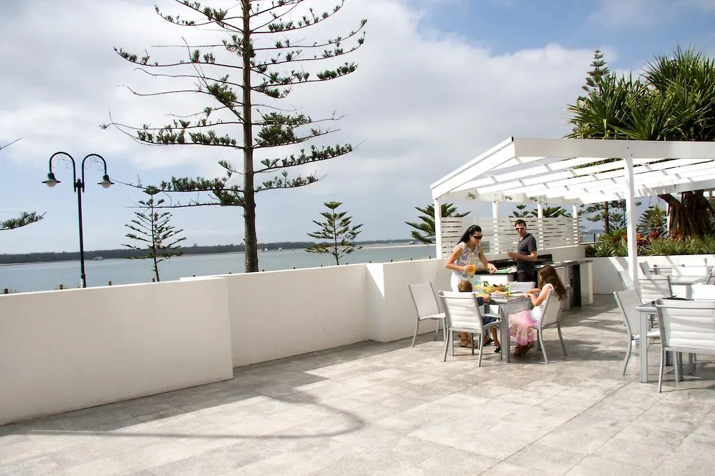 Silvershore Apartments On The Broadwater Gold Coast