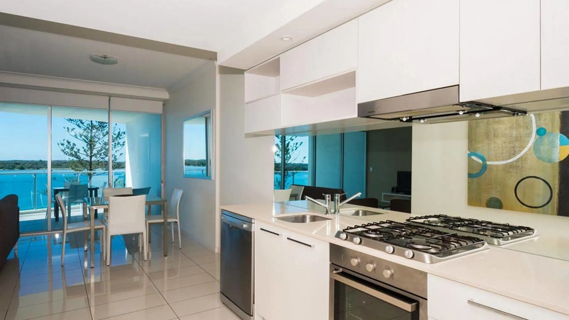 Silvershore Apartments On The Broadwater Gold Coast Aparthotel